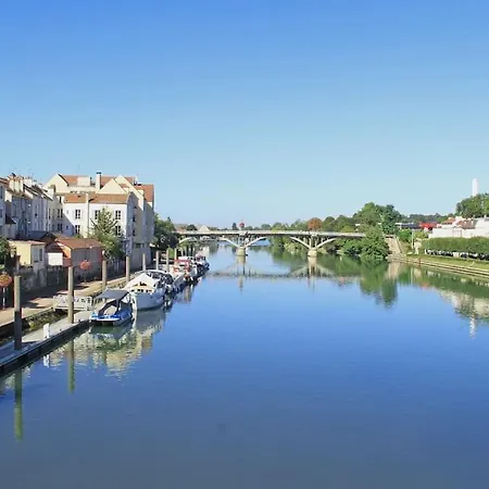 The Nature Next To And Paris Apartment Thorigny-sur-Marne